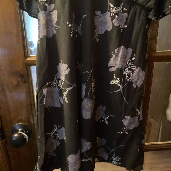 Free People Melanie Floral Deep V Neck Mini Dress Size 2 Flutter Sleeve - Picture 5 of 10